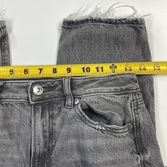 American Eagle Distressed Mom Jean High Rise Black Size 4 Short - Picture 7 of 14